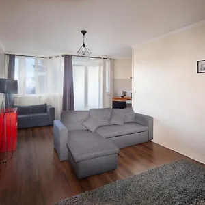 3 Pieces - Rer A 100 M Appartamento